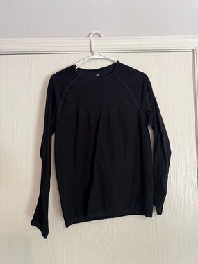 Fabletics Black Long Sleeve Seamless Active Top